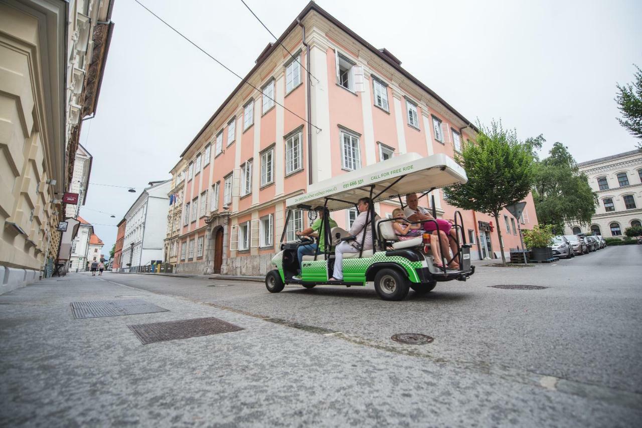 Feel Ljubljana Centre Apartment Luaran gambar